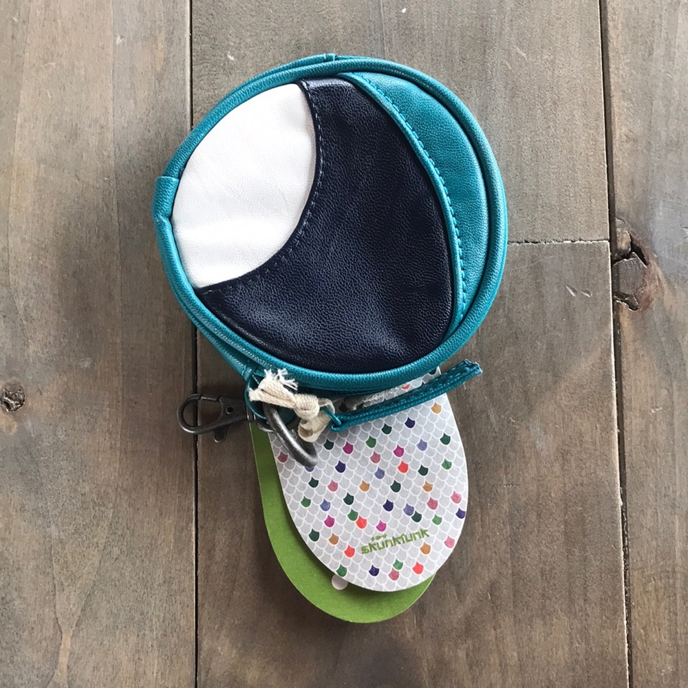 Skunkfunk coin purse and keychain